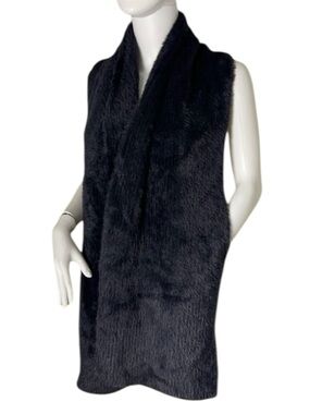 Banana Republic Black Fluffy Scarf EUC